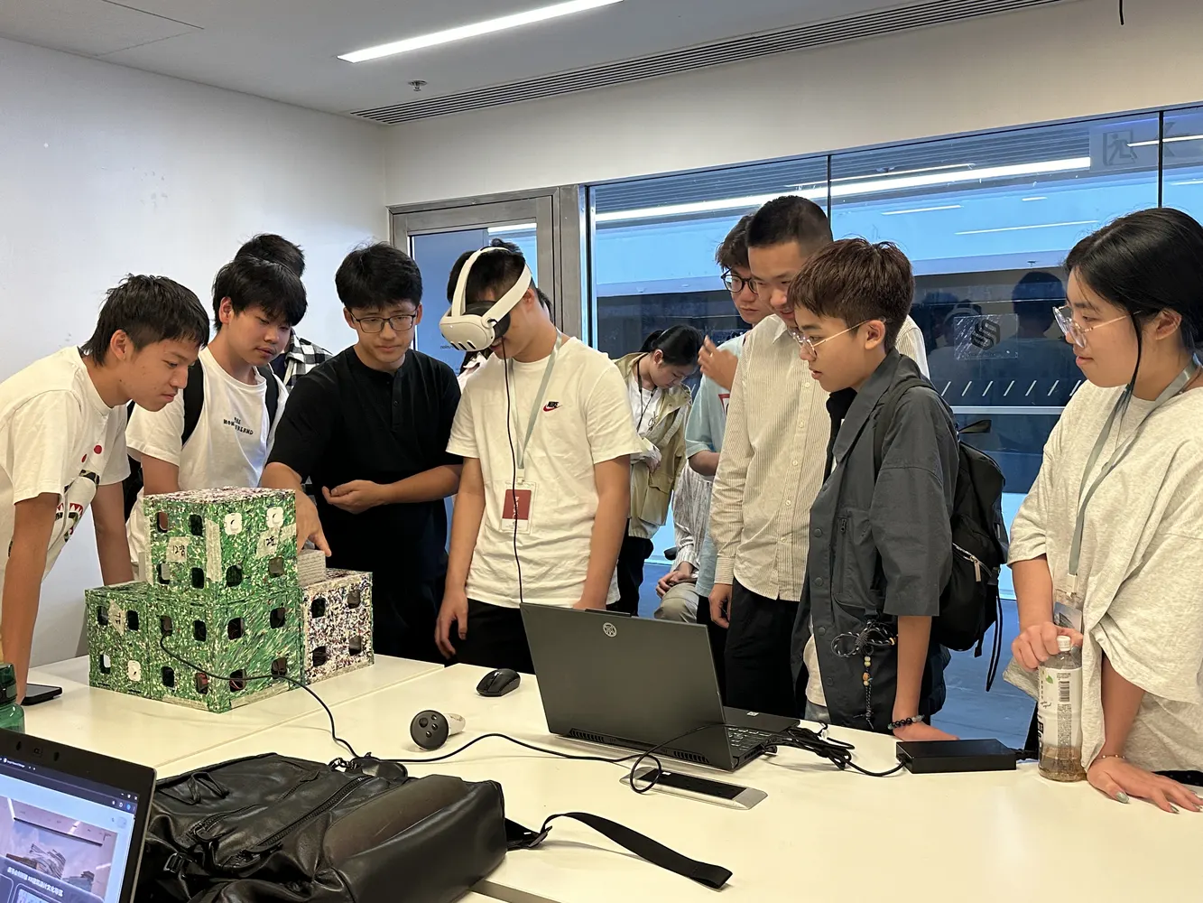 Student testing VR