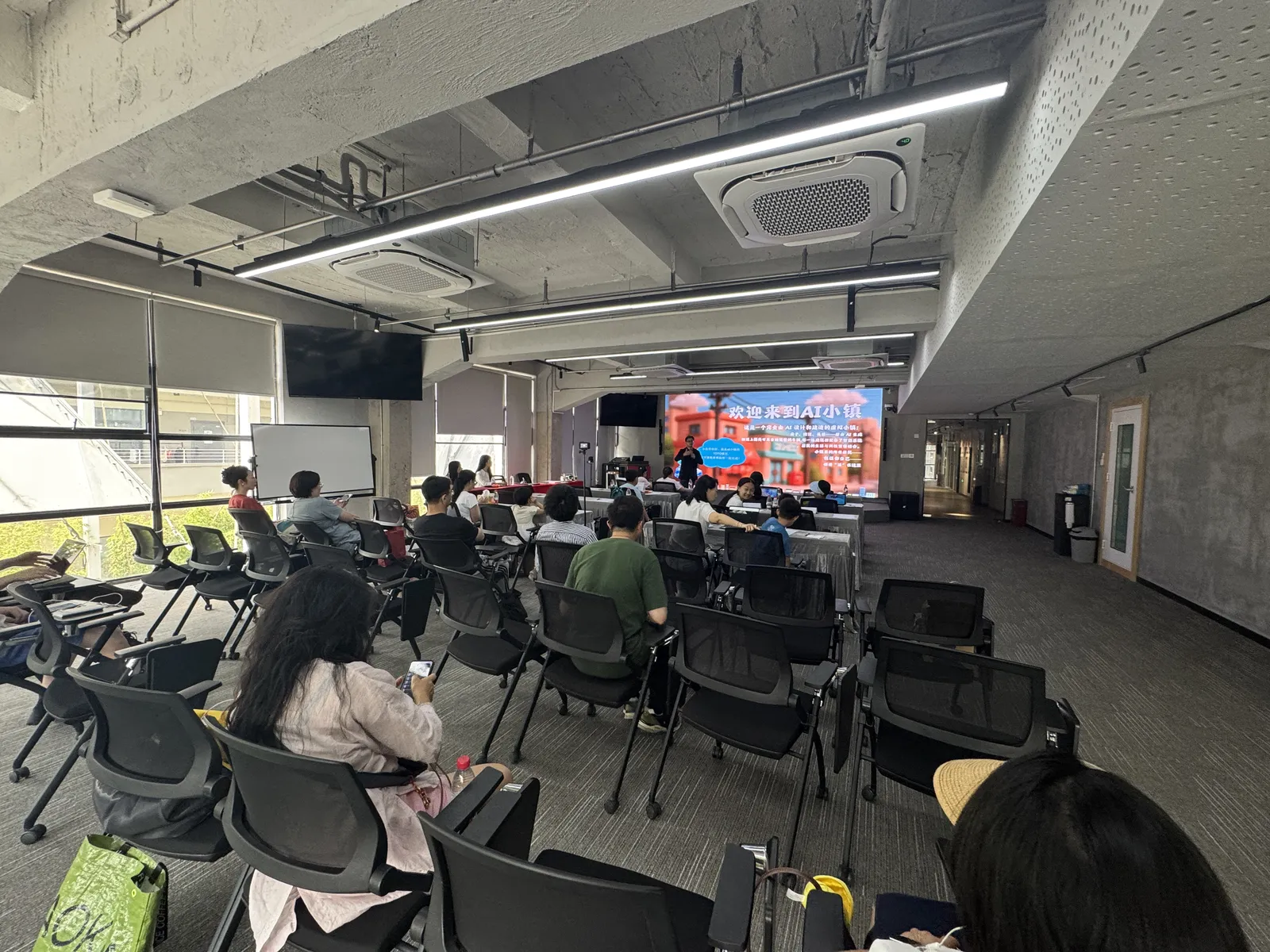 AI literacy presentation at Nantou Ancient City